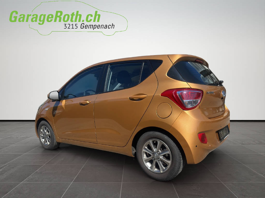 HYUNDAI i10 1.0 Amplia, Petrol, Second hand / Used, Manual - 3