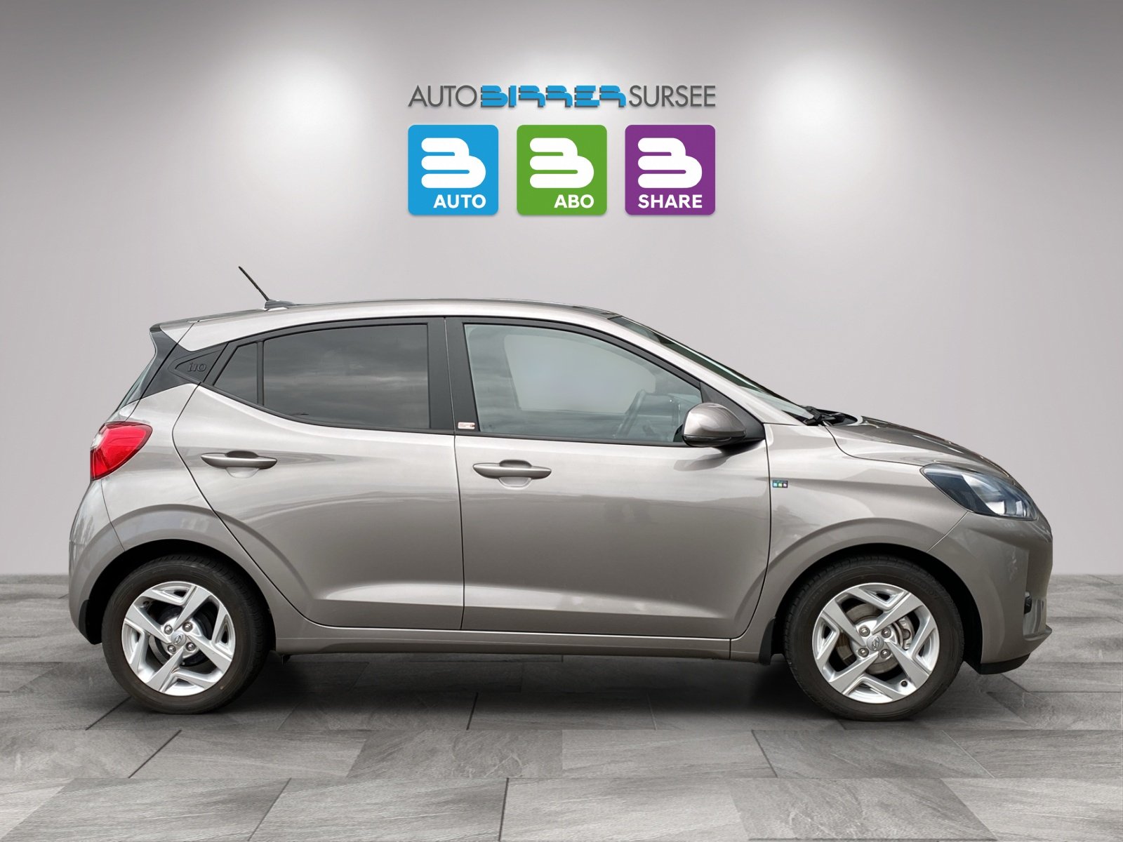 HYUNDAI i10 1.2 Amplia, Essence, Occasion / Utilisé, Automatique - 4