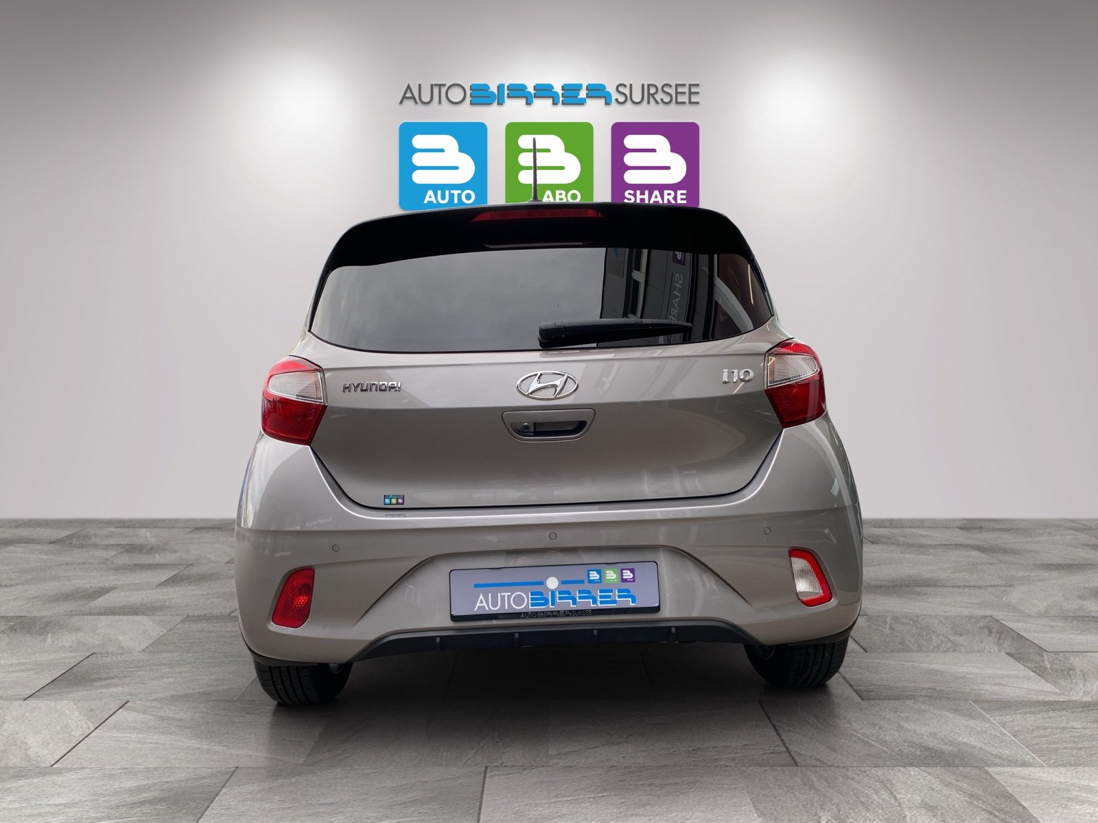 HYUNDAI i10 1.2 Amplia, Essence, Occasion / Utilisé, Automatique - 6