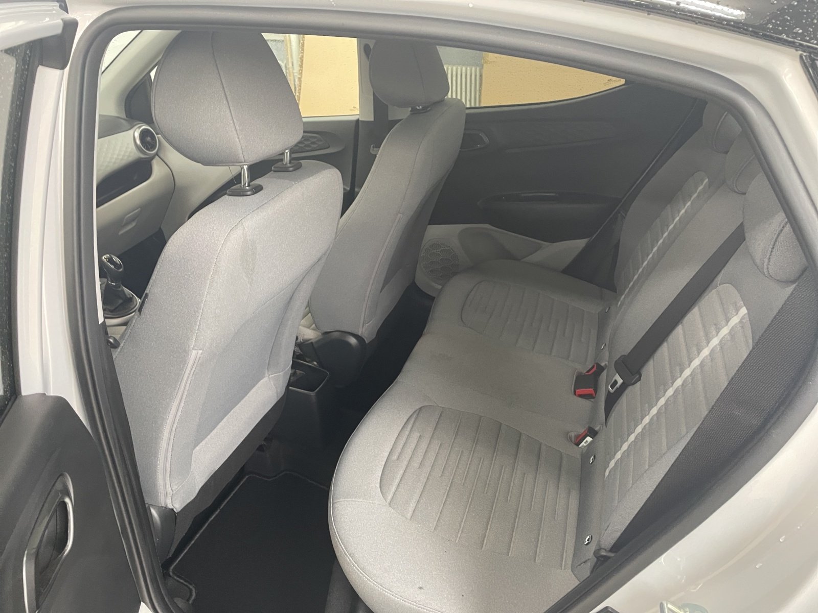 HYUNDAI i10 1.2 Vertex, Benzin, Occasion / Gebraucht, Automatik - 7