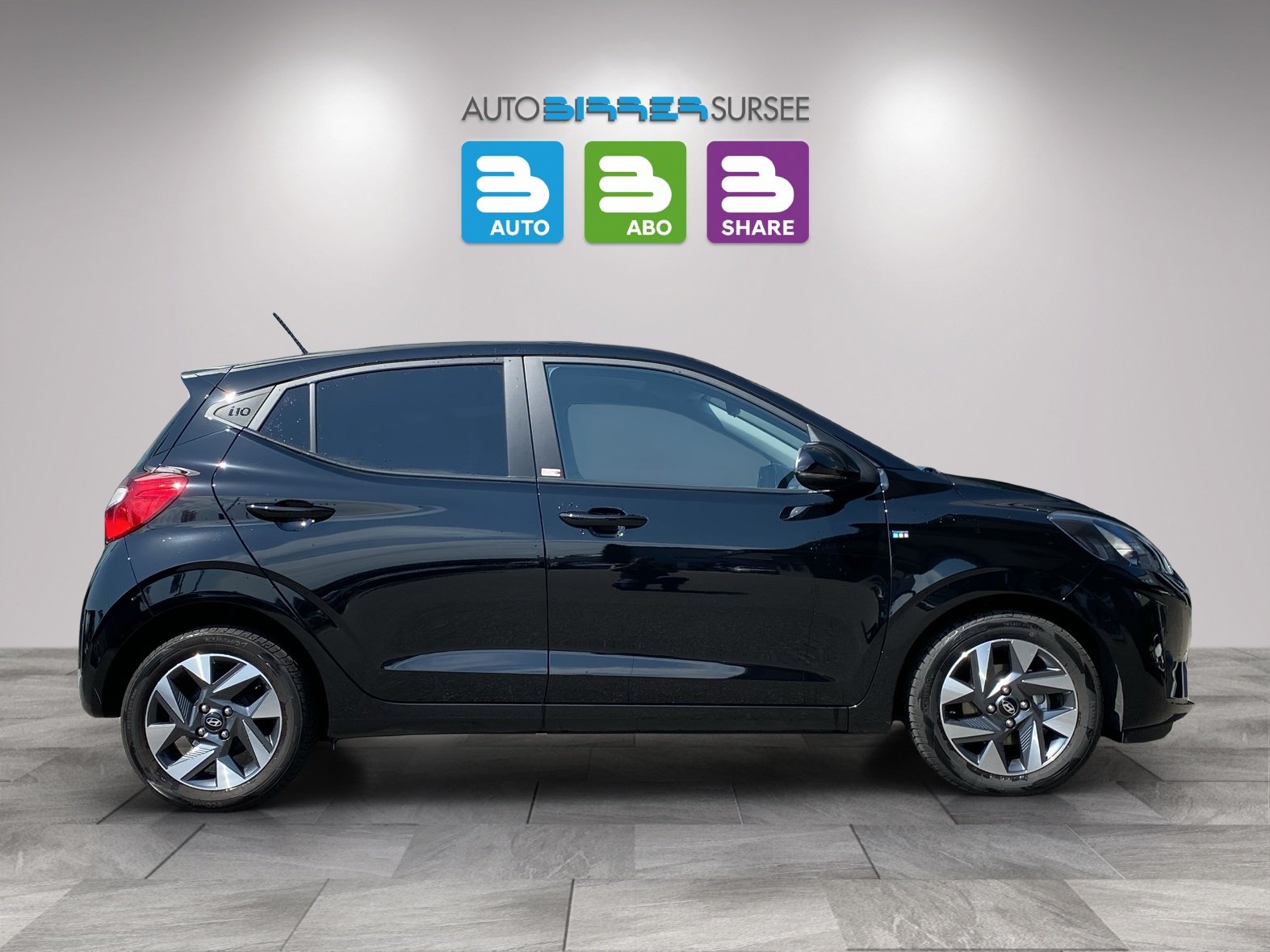 HYUNDAI i10 1.2 Amplia, Benzin, Occasion / Gebraucht, Automatik - 4