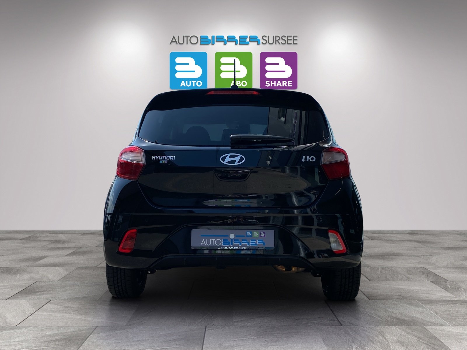 HYUNDAI i10 1.2 Amplia, Benzin, Occasion / Gebraucht, Automatik - 6