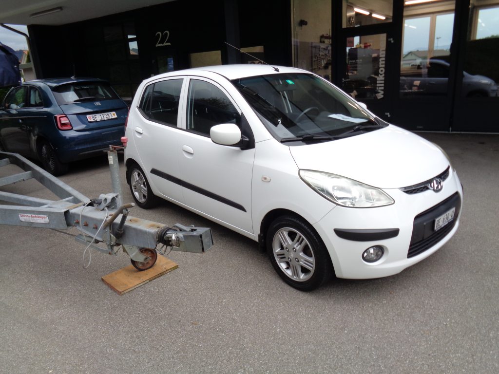 HYUNDAI I10 1.1 Style, Petrol, Second hand / Used, Manual - 3