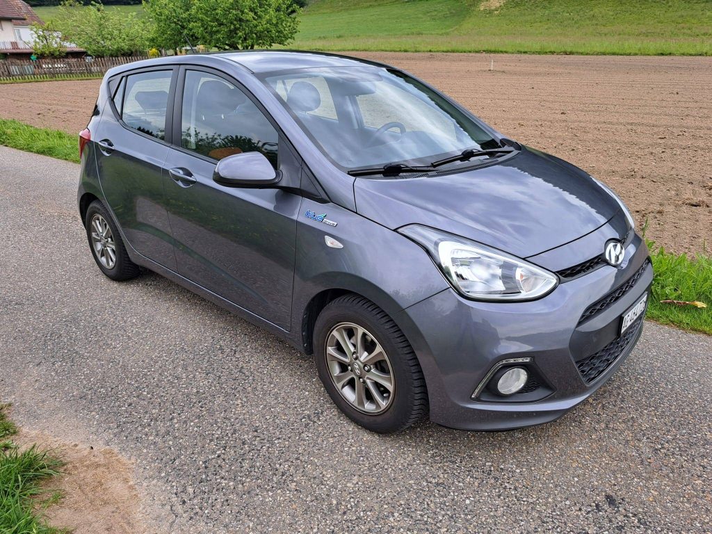 HYUNDAI I10 1.0 Style, Petrol, Second hand / Used, Manual - 3