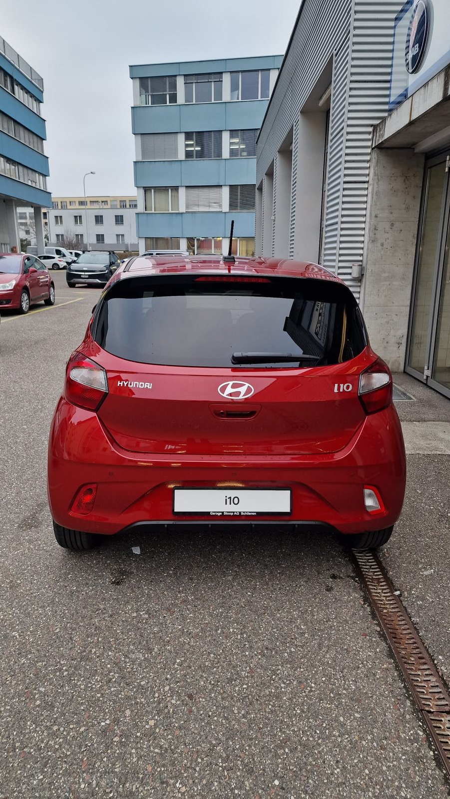 HYUNDAI i10 1.2 Amplia AMT5, Petrol, Ex-demonstrator, Automatic - 4
