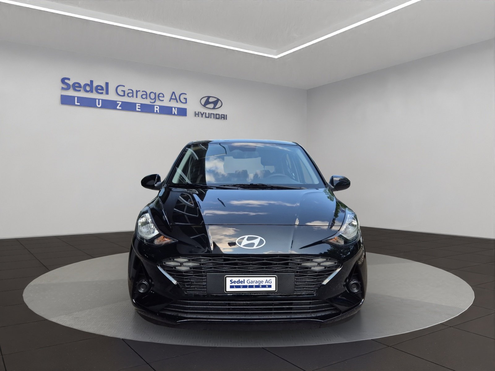 HYUNDAI i10 1.0 Origo, Benzin, Vorführwagen, Handschaltung - 2