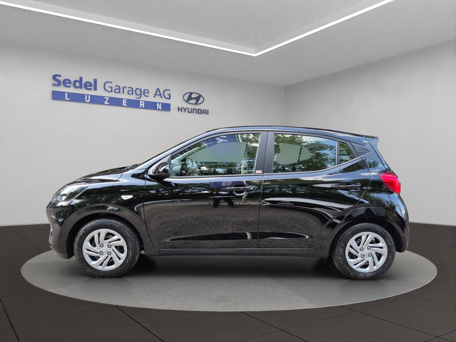 HYUNDAI i10 1.0 Origo, Benzin, Vorführwagen, Handschaltung - 3