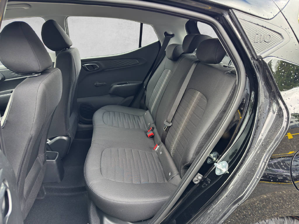 HYUNDAI i10 1.0 Origo, Petrol, Ex-demonstrator, Automatic - 7
