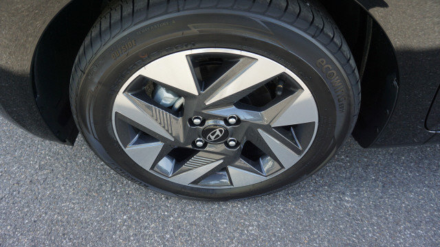 HYUNDAI i10 1.2 Amplia, Ex-demonstrator, Manual - 7