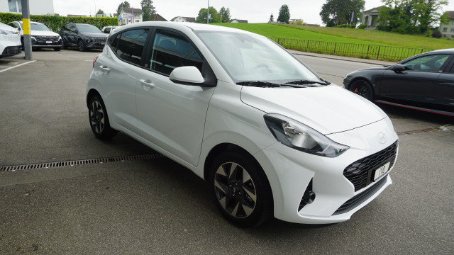 HYUNDAI i10 1.2 Amplia, Ex-demonstrator, Manual - 5