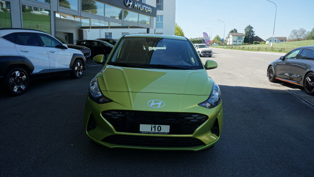 HYUNDAI i10 1.2 Amplia Aut., Ex-demonstrator, Automatic - 2