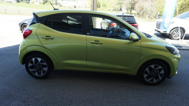 HYUNDAI i10 1.2 Amplia Aut., Ex-demonstrator, Automatic - 4