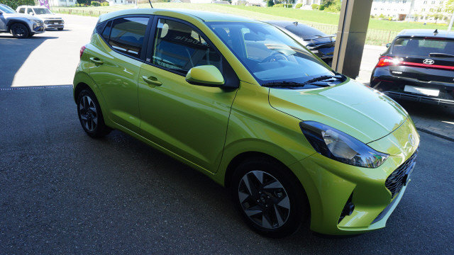 HYUNDAI i10 1.2 Amplia Aut., Ex-demonstrator, Automatic - 5
