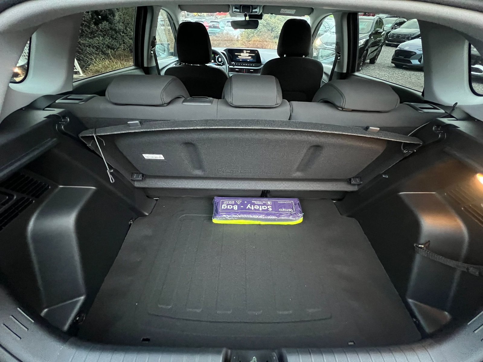 HYUNDAI i20 1.0 T-GDi Amplia DCT, Essence, Voiture nouvelle, Automatique - 7