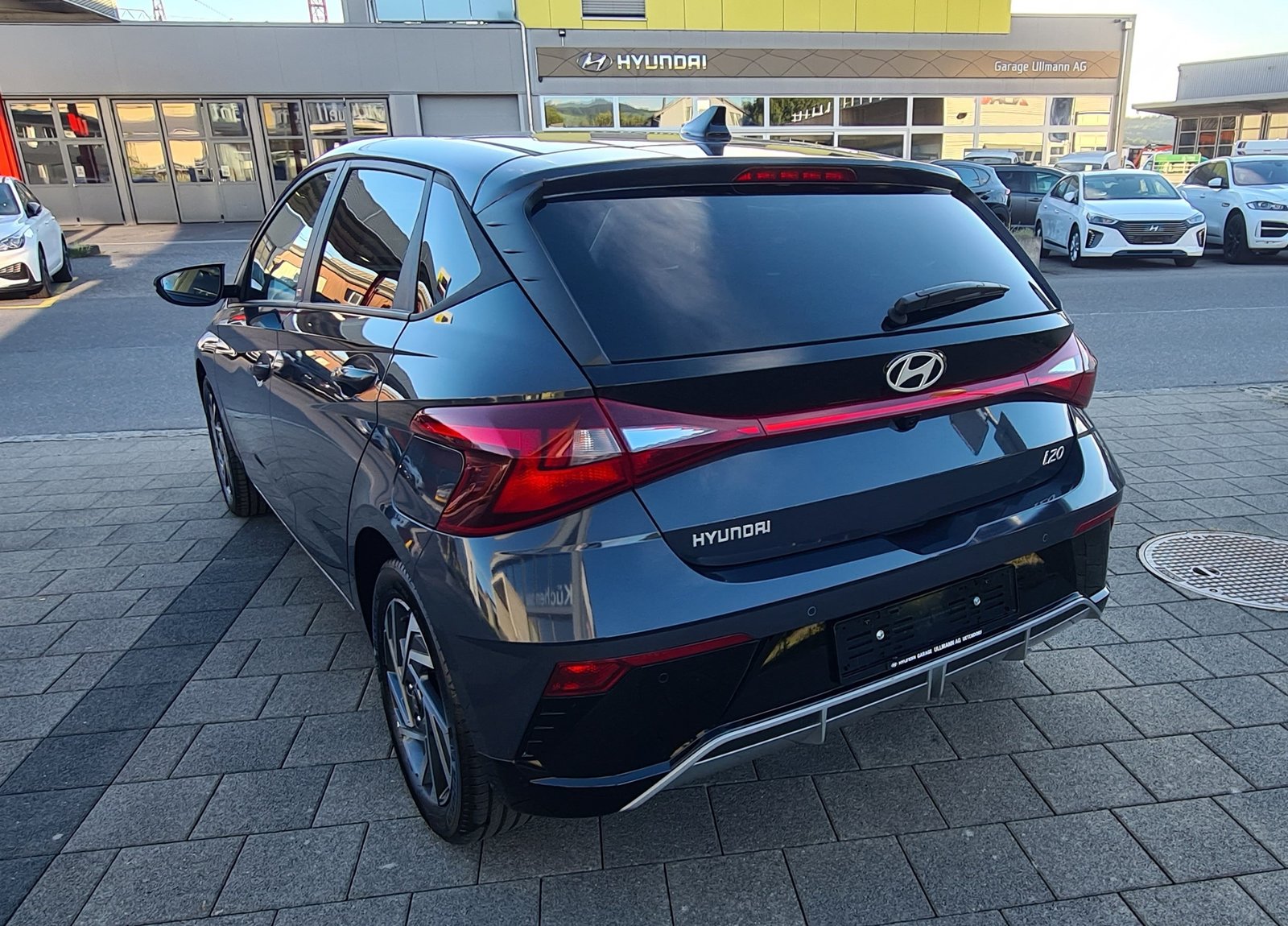 HYUNDAI i20 1.0 T-GDi Amplia DCT, Petrol, New car, Automatic - 6