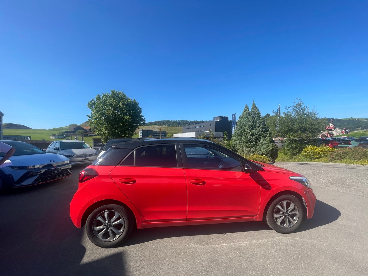 HYUNDAI i20 1.0 T-GDi Amplia, Benzin, Occasion / Gebraucht, Automatik - 4
