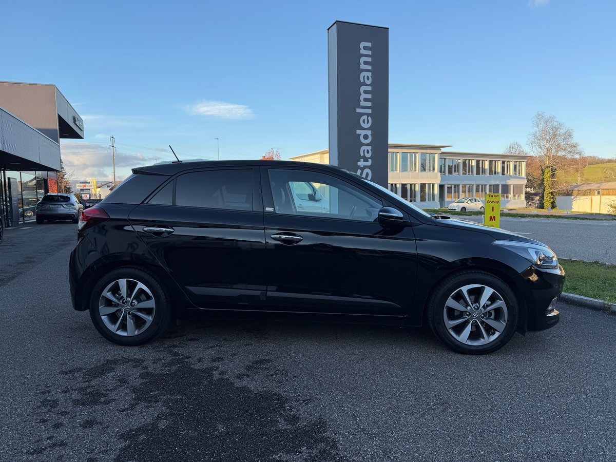 HYUNDAI i20 1.4 Vertex, Benzina, Occasioni / Usate, Automatico - 2