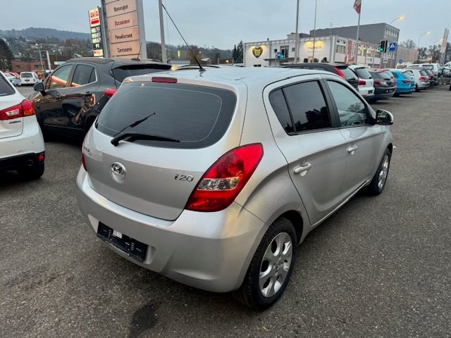 HYUNDAI i20 1.4 Style, Petrol, Second hand / Used, Manual - 4