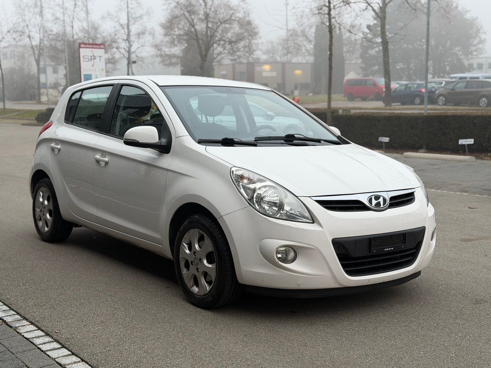 HYUNDAI i20 1.4 Style Automatic, Essence, Occasion / Utilisé, Automatique - 5