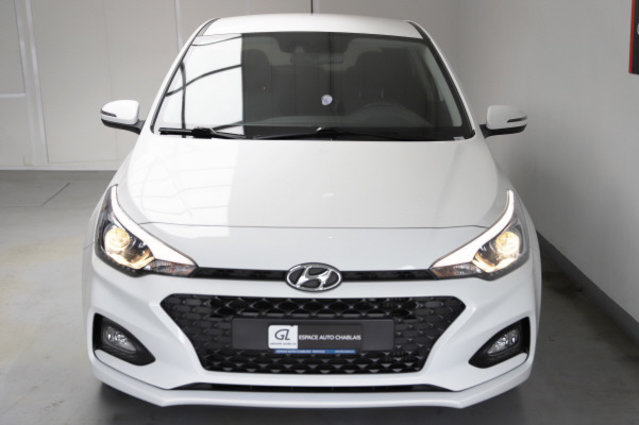 HYUNDAI i20 1.0 T-GDi Amplia, Benzin, Occasion / Gebraucht, Automatik - 5
