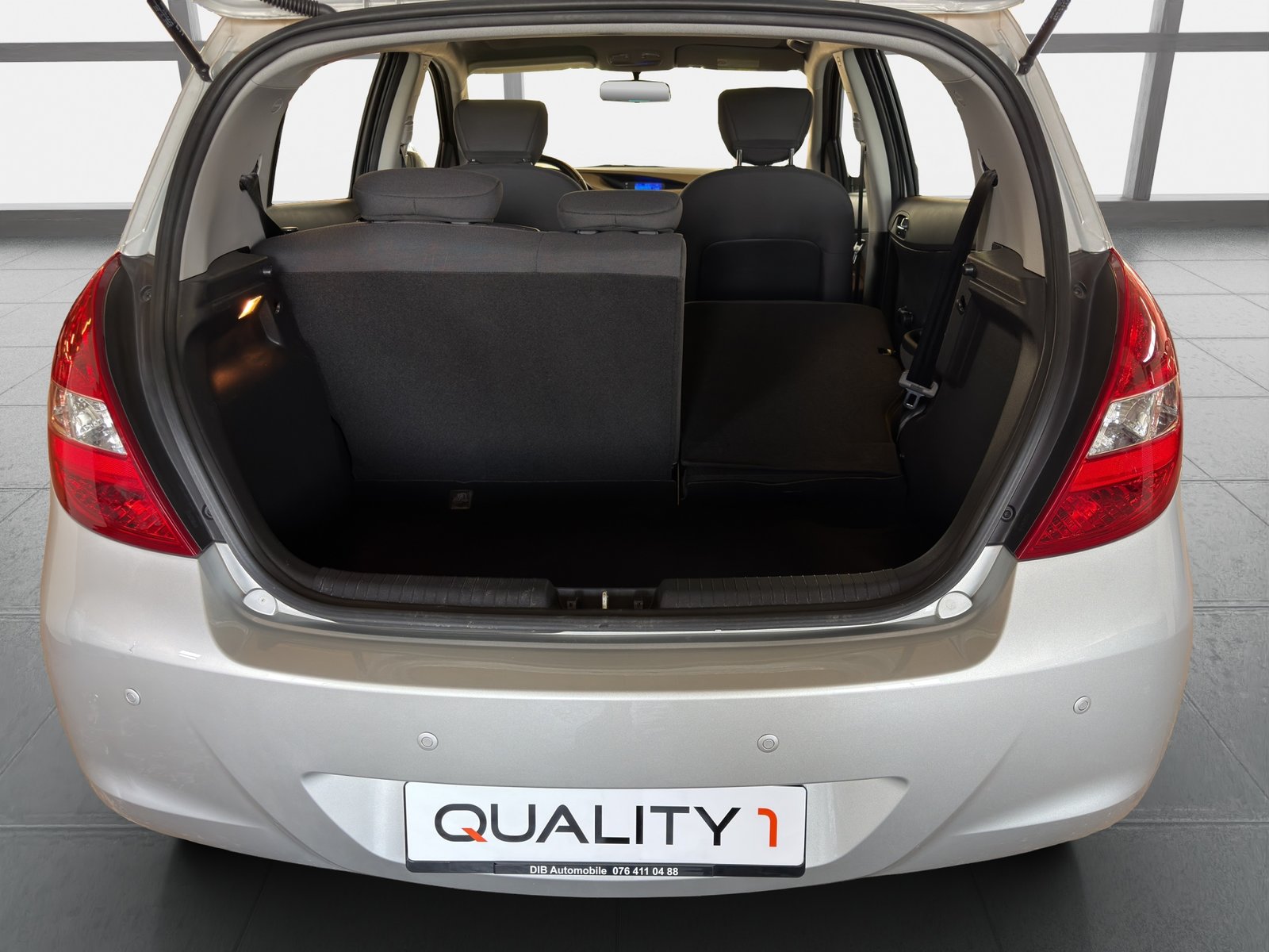 HYUNDAI i20 1.4 Style Automatic*TOP ZUSTAND*NUR 27000 KM*, Benzin, Occasion / Gebraucht, Automatik - 6