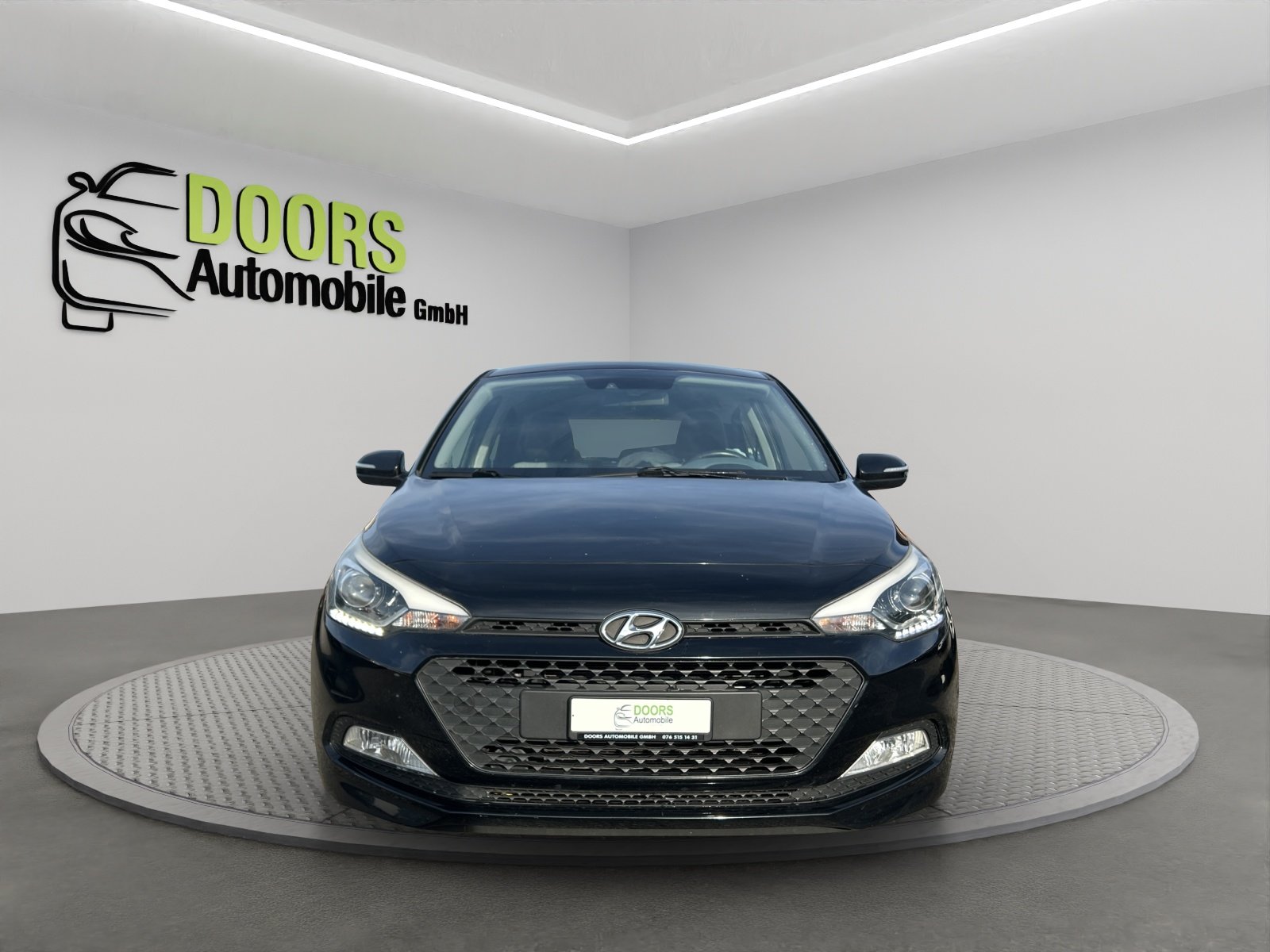 HYUNDAI i20 1.2 Amplia, Petrol, Second hand / Used, Manual - 2