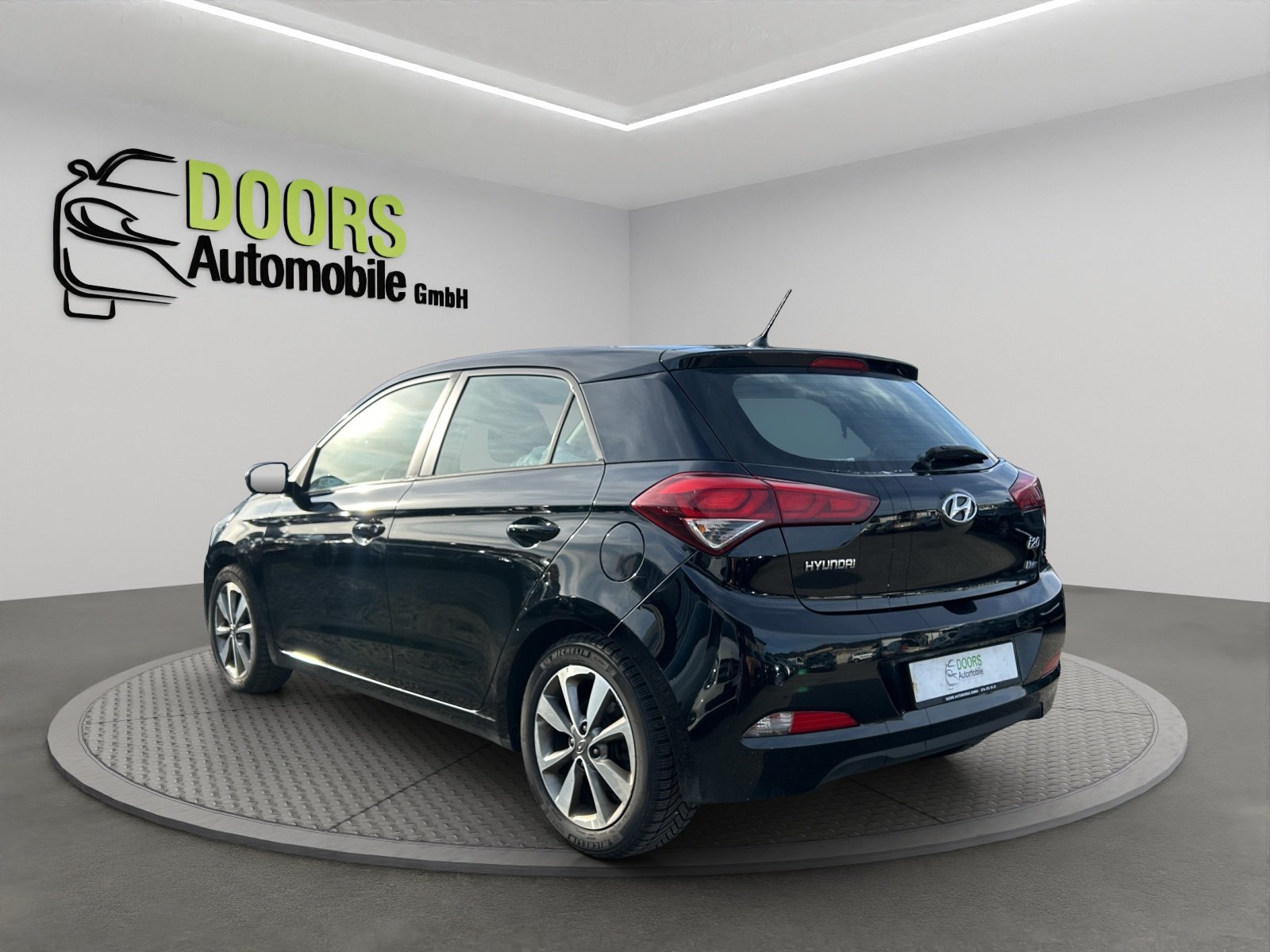 HYUNDAI i20 1.2 Amplia, Petrol, Second hand / Used, Manual - 6