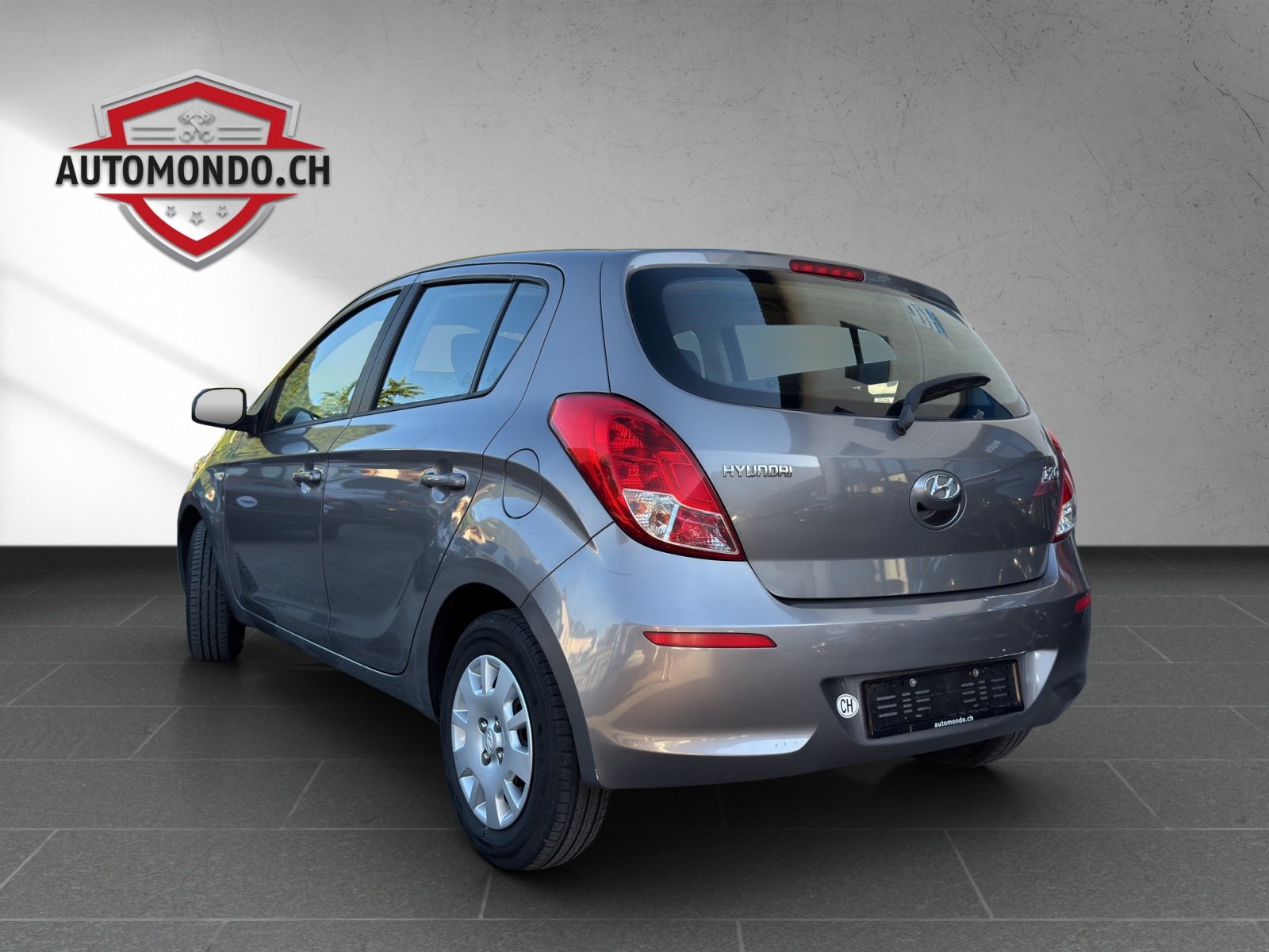 HYUNDAI i20 1.2 Comfort, Petrol, Second hand / Used, Manual - 5