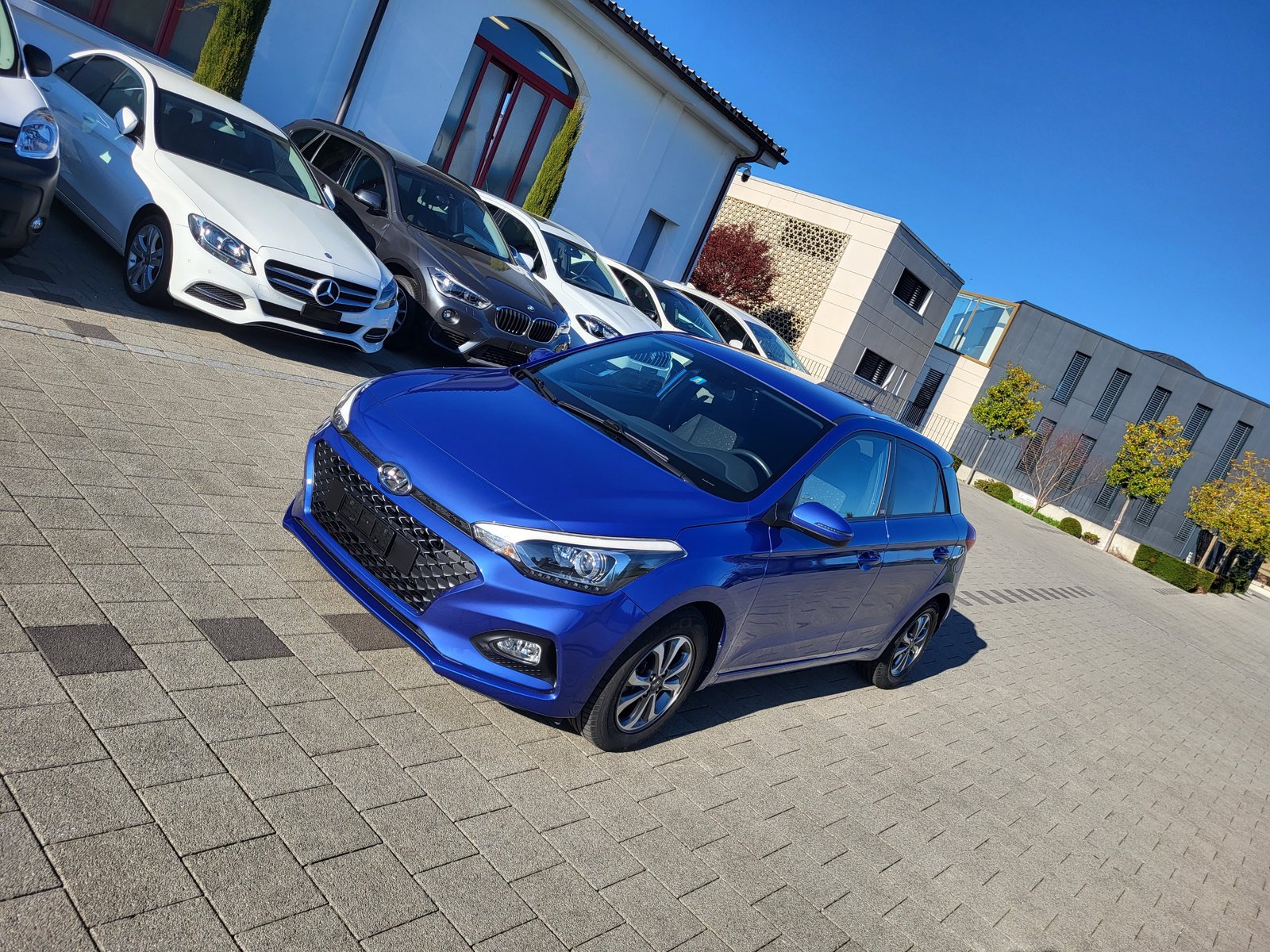 HYUNDAI i20 1.0 T-GDi Amplia, Essence, Occasion / Utilisé, Manuelle - 4