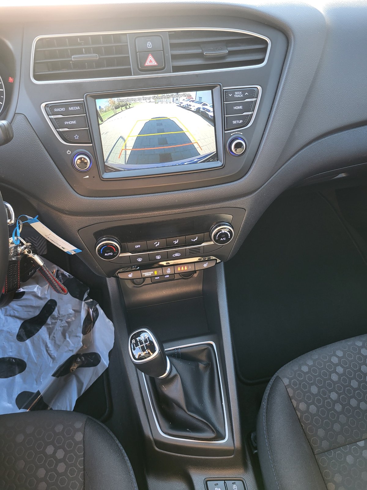 HYUNDAI i20 1.0 T-GDi Amplia, Essence, Occasion / Utilisé, Manuelle - 7