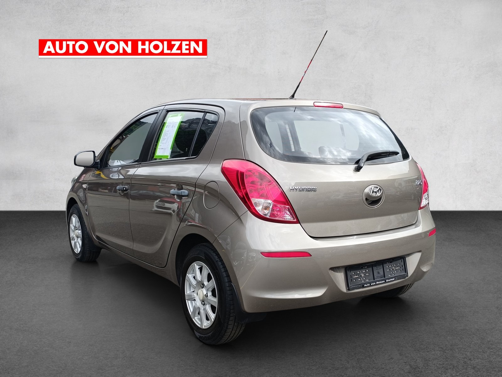 HYUNDAI i20 1.2 Comfort, Petrol, Second hand / Used, Manual - 2