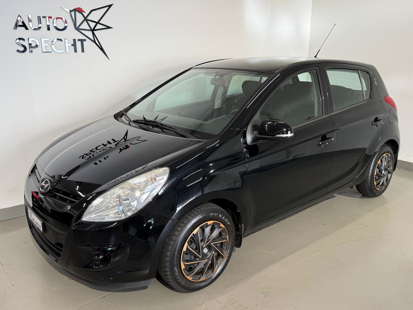 HYUNDAI i20 1.4 CRDi Style, Diesel, Second hand / Used, Manual - 2