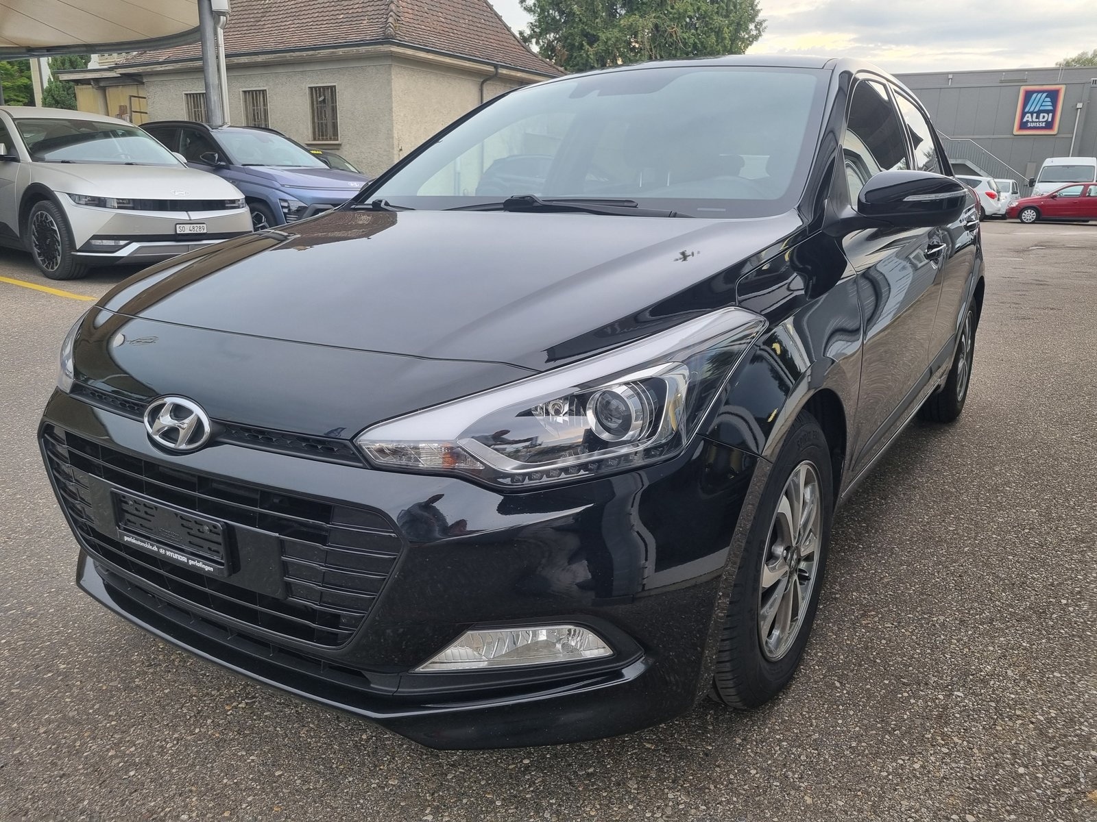 HYUNDAI i20 1.0 T-GDi GO Plus, Petrol, Second hand / Used, Manual - 3