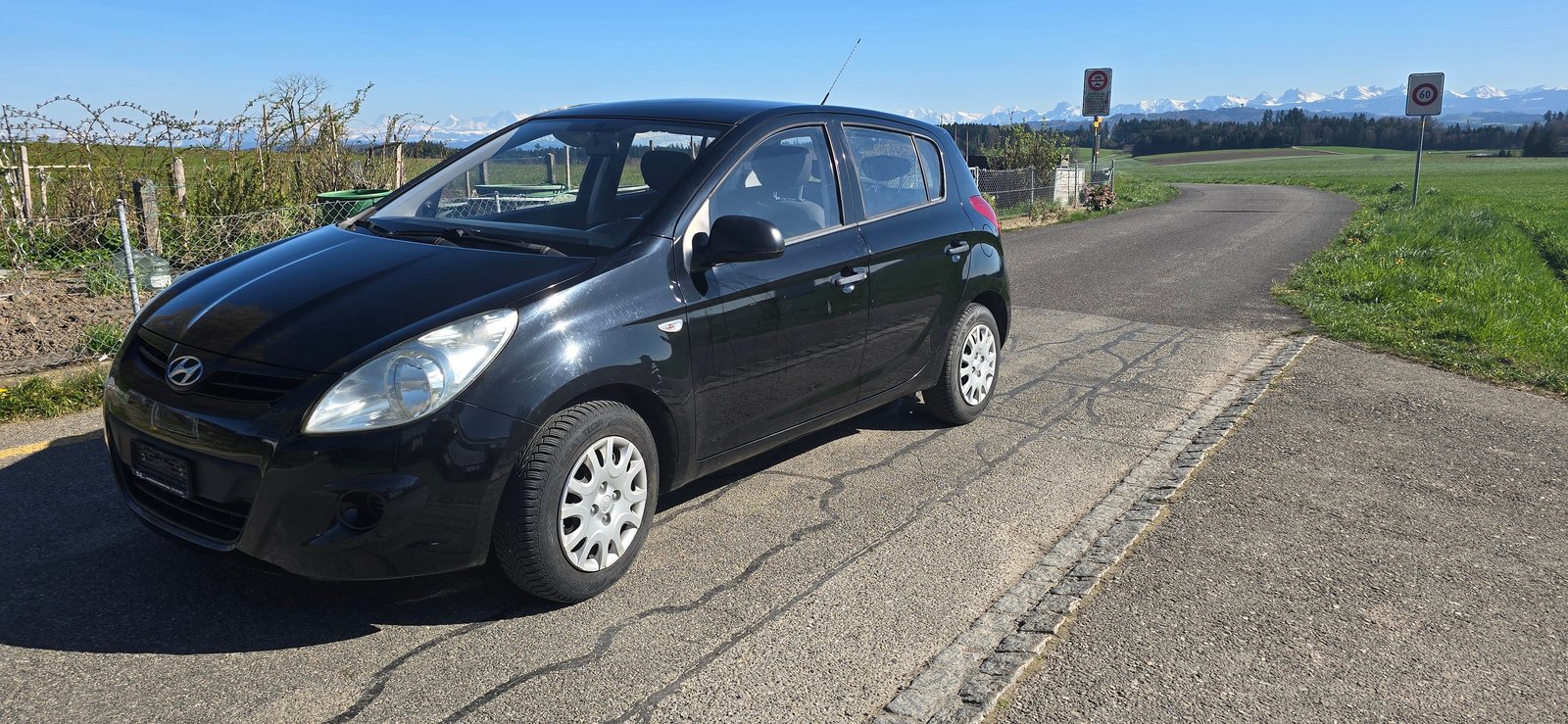 HYUNDAI i20 1.2 Comfort, Petrol, Second hand / Used, Manual - 2