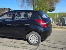 HYUNDAI i20 1.2 Comfort, Benzin, Occasion / Gebraucht, Handschaltung - 4