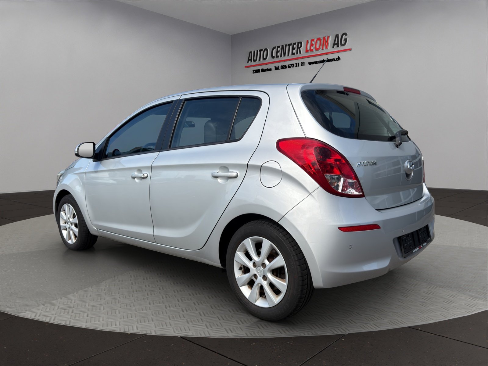 HYUNDAI i20 1.4 Premium Automatic, Benzin, Occasion / Gebraucht, Automatik - 4