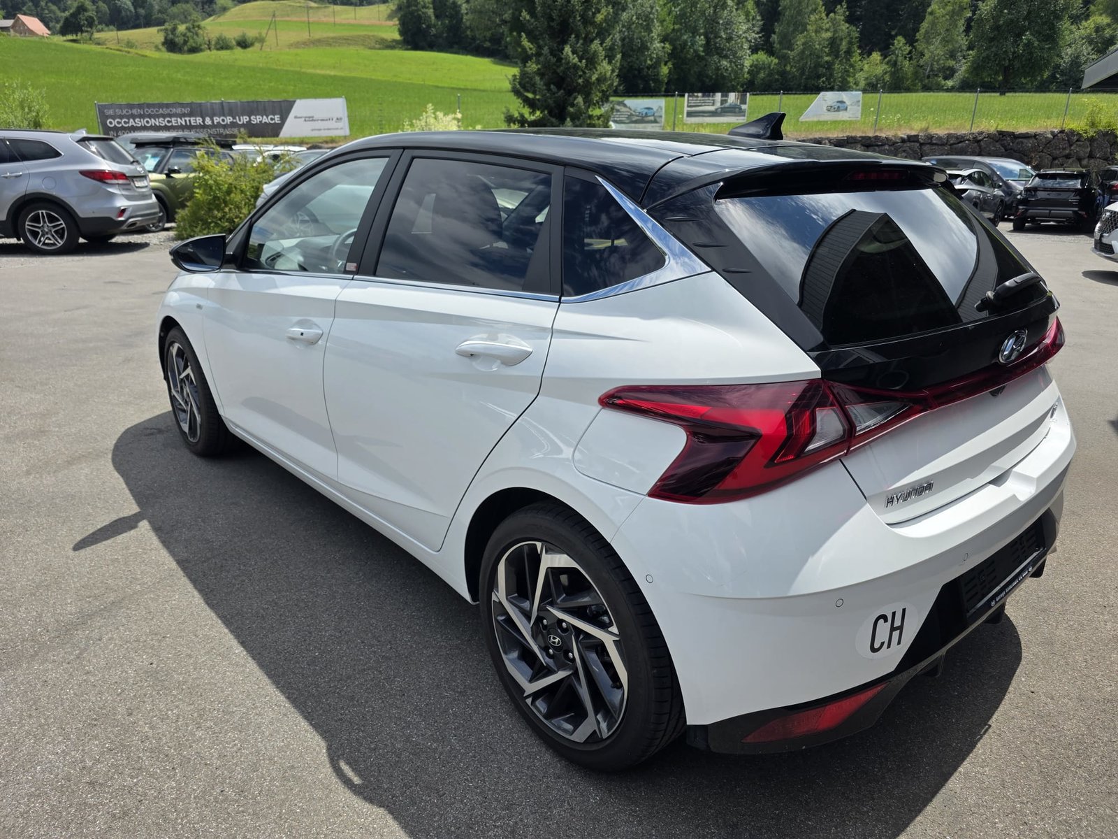 HYUNDAI i20 1.0 T-GDi Vertex 48V MH DCT, Mild-Hybrid Benzin/Elektro, Occasion / Gebraucht, Automatik - 6