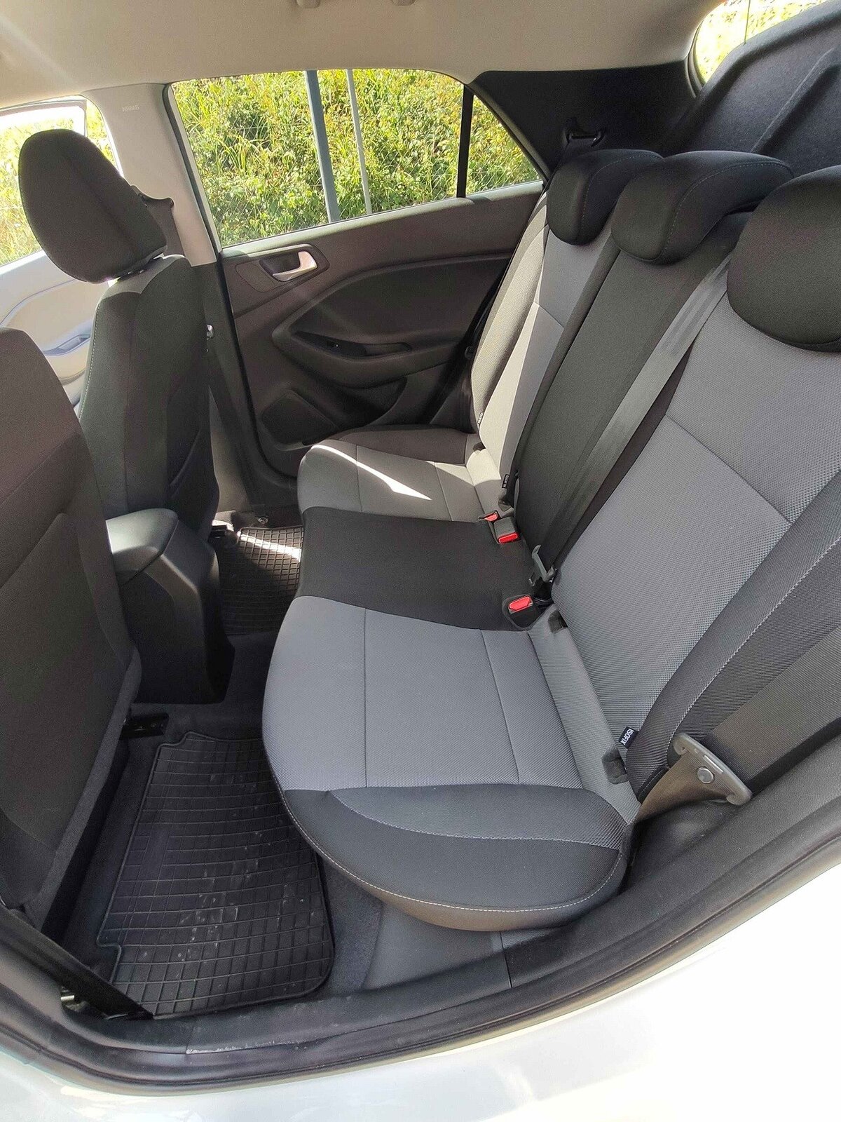 HYUNDAI i20 Active 1.0 T-GDi Amplia DCT, Essence, Occasion / Utilisé, Automatique - 5