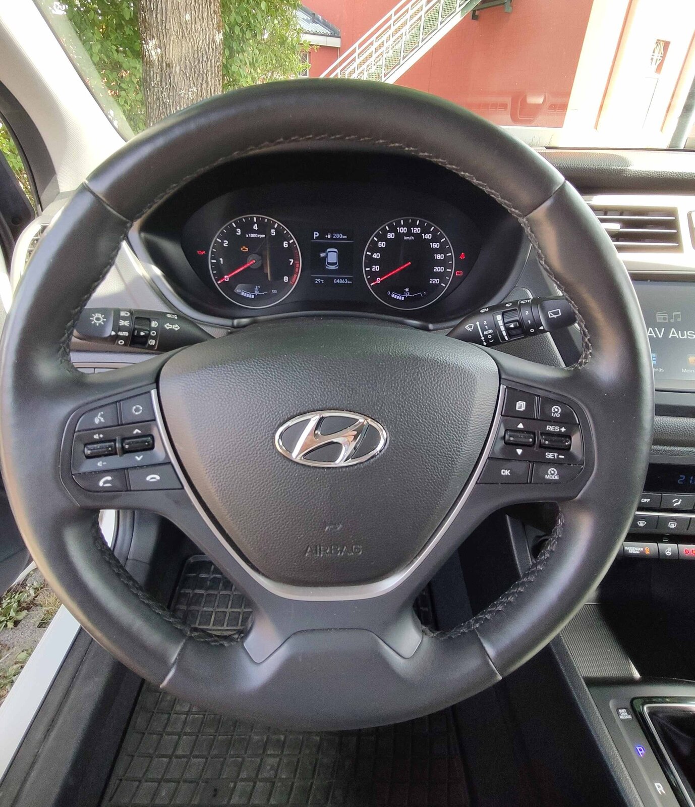 HYUNDAI i20 Active 1.0 T-GDi Amplia DCT, Essence, Occasion / Utilisé, Automatique - 6