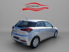 HYUNDAI i20 1.2 Amplia, Benzin, Occasion / Gebraucht, Handschaltung - 5