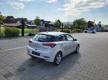 HYUNDAI i20 1.4 Amplia Automatic, Essence, Occasion / Utilisé, Automatique - 2
