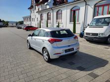 HYUNDAI i20 1.4 Amplia Automatic, Essence, Occasion / Utilisé, Automatique - 3
