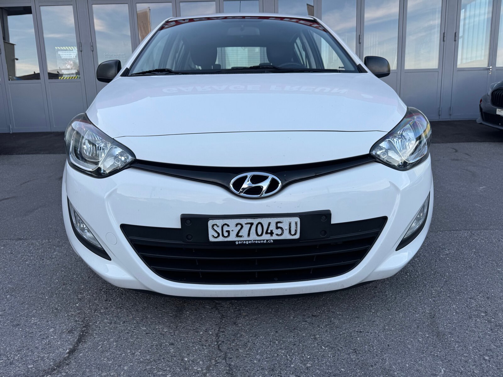 HYUNDAI i20 1.2 Comfort, Petrol, Second hand / Used, Manual - 3