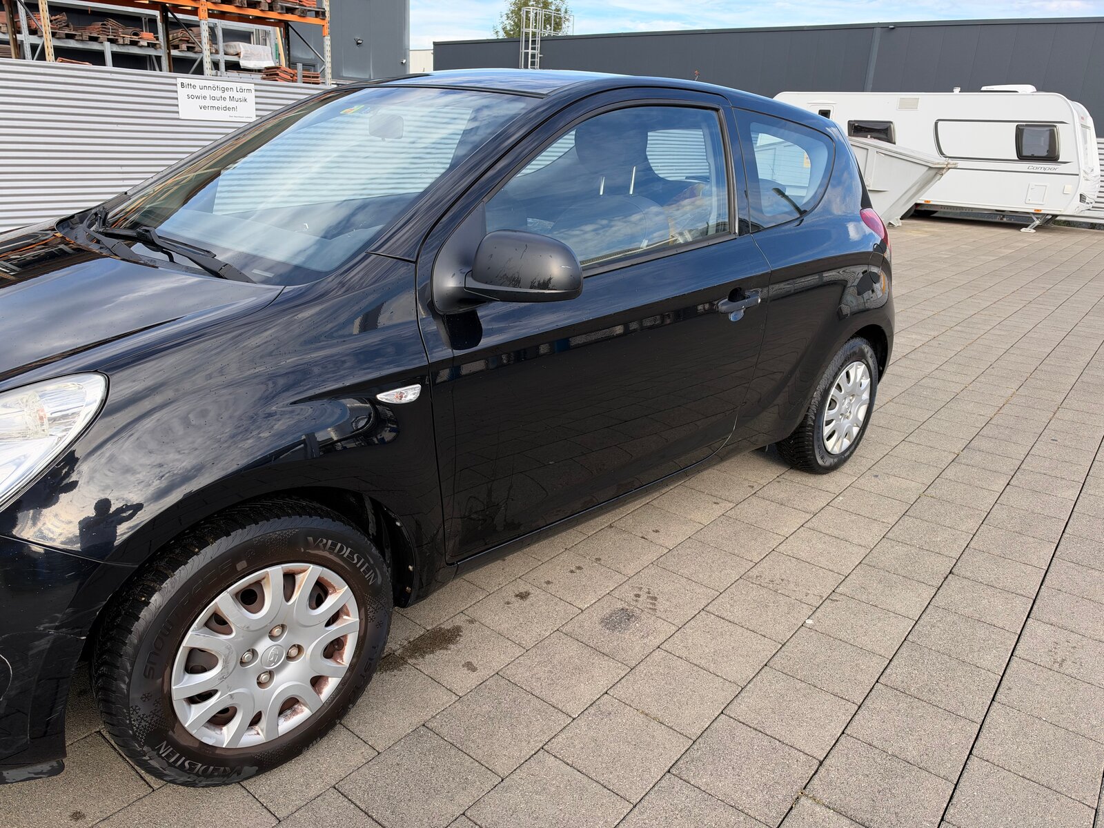 HYUNDAI i20 1.2 Comfort, Benzin, Occasion / Gebraucht, Handschaltung - 3