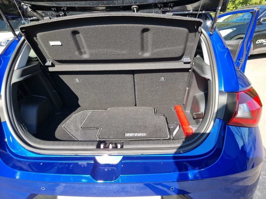 HYUNDAI i20 1.0 T-GDi Amplia / CH-Fahrzeug, Benzin, Neuwagen, Automat - 5