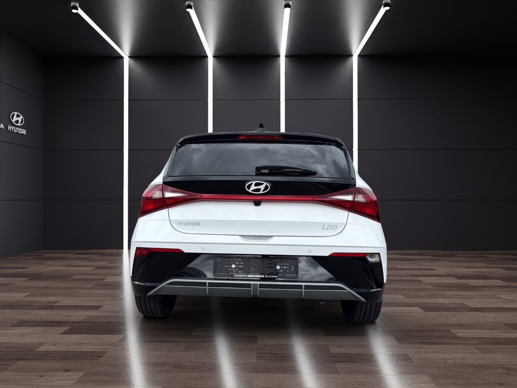 HYUNDAI i20 1.0 T-GDi Amplia, Petrol, New car, Automatic - 4
