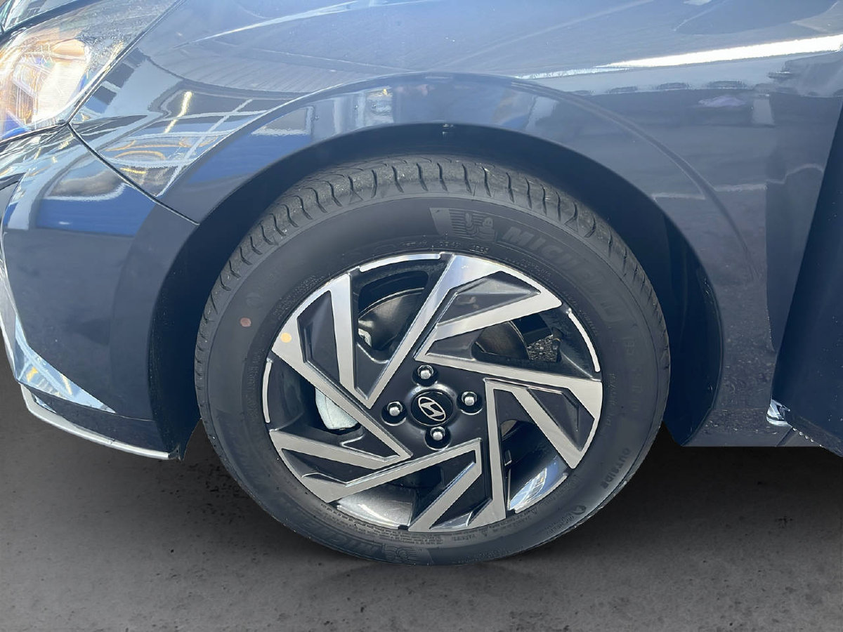 HYUNDAI i20 1.0 T-GDi Amplia MY25, Essence, Voiture nouvelle, Automatique - 6