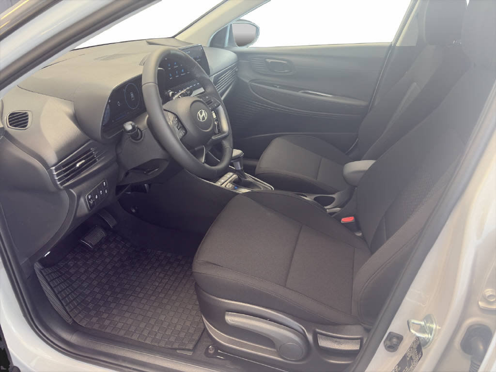 HYUNDAI i20 1.0 T-GDi Amplia, Benzin, Neuwagen, Automatik - 4