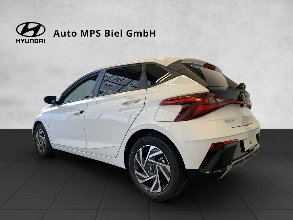 HYUNDAI i20 1.0 T-GDi Amplia, Petrol, New car, Automatic - 4