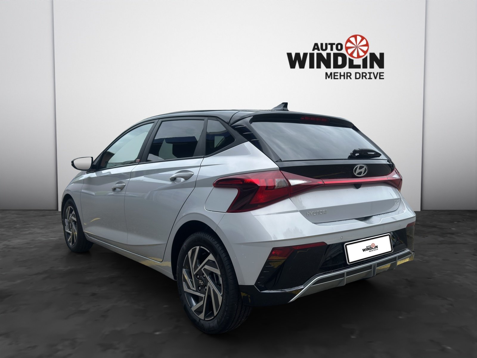 HYUNDAI i20 1.0 T-GDi Amplia, Petrol, New car, Automatic - 4